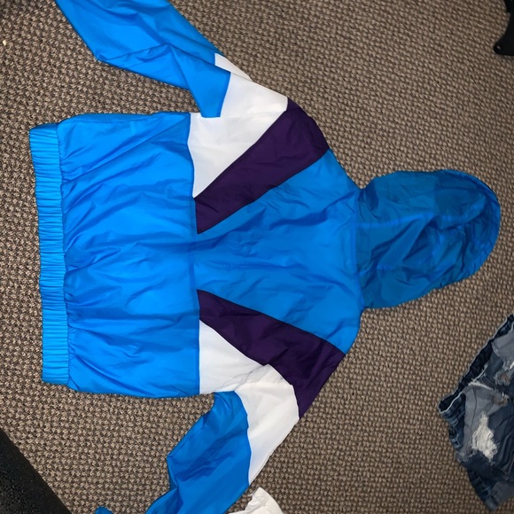 Forever 21 Windbreaker - Picture 3 of 3